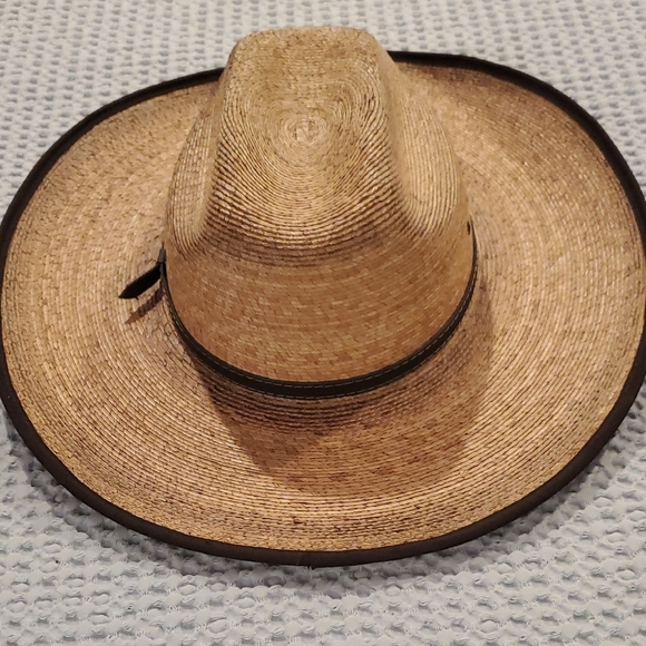Cody James Brown and Tan Wide-Brimmed Cowboy Hat - Picture 4 of 6